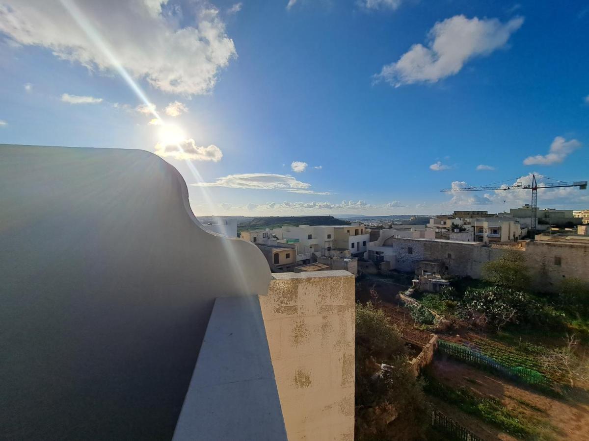 Sea View Penthouse Apartment Zebbug  Exterior photo