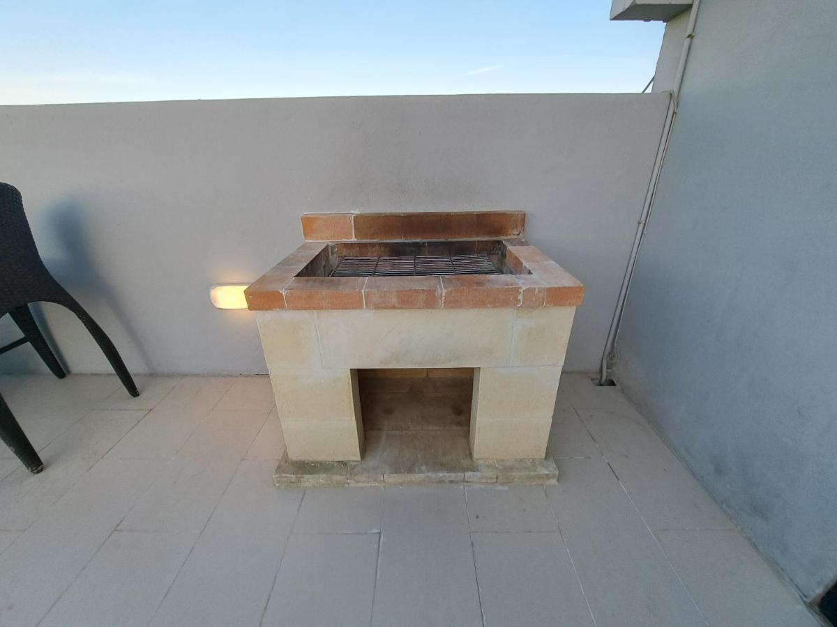 Sea View Penthouse Apartment Zebbug  Exterior photo